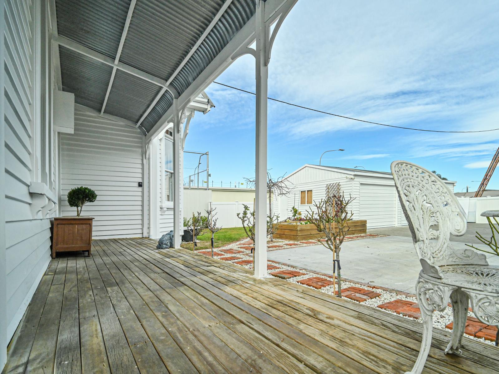 601 Williams Street, Mahora