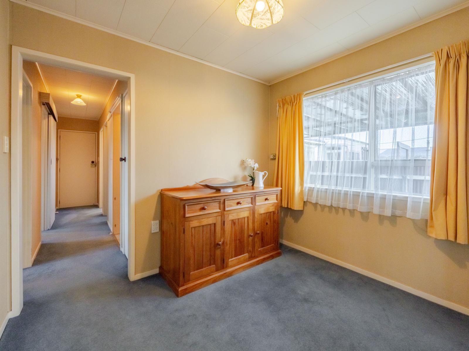 577 Lowe Street, Camberley