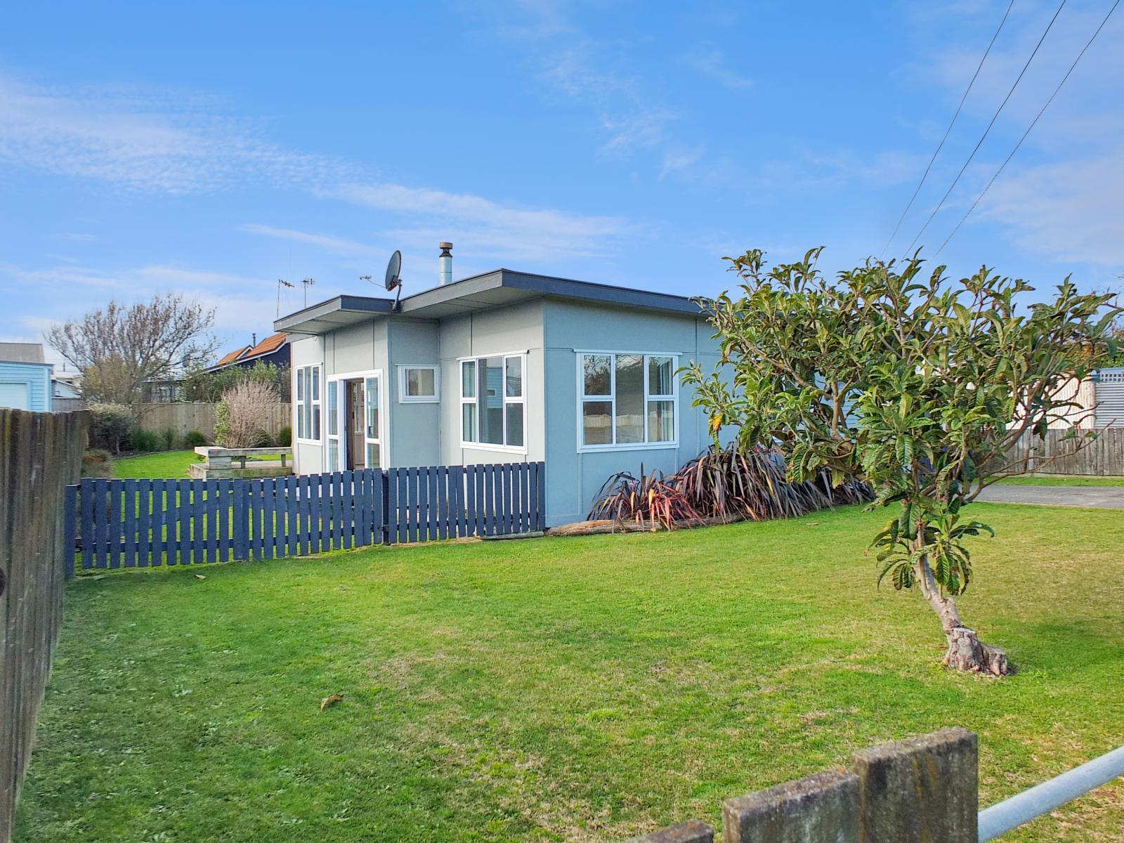 27 Roore Street, Foxton Beach
