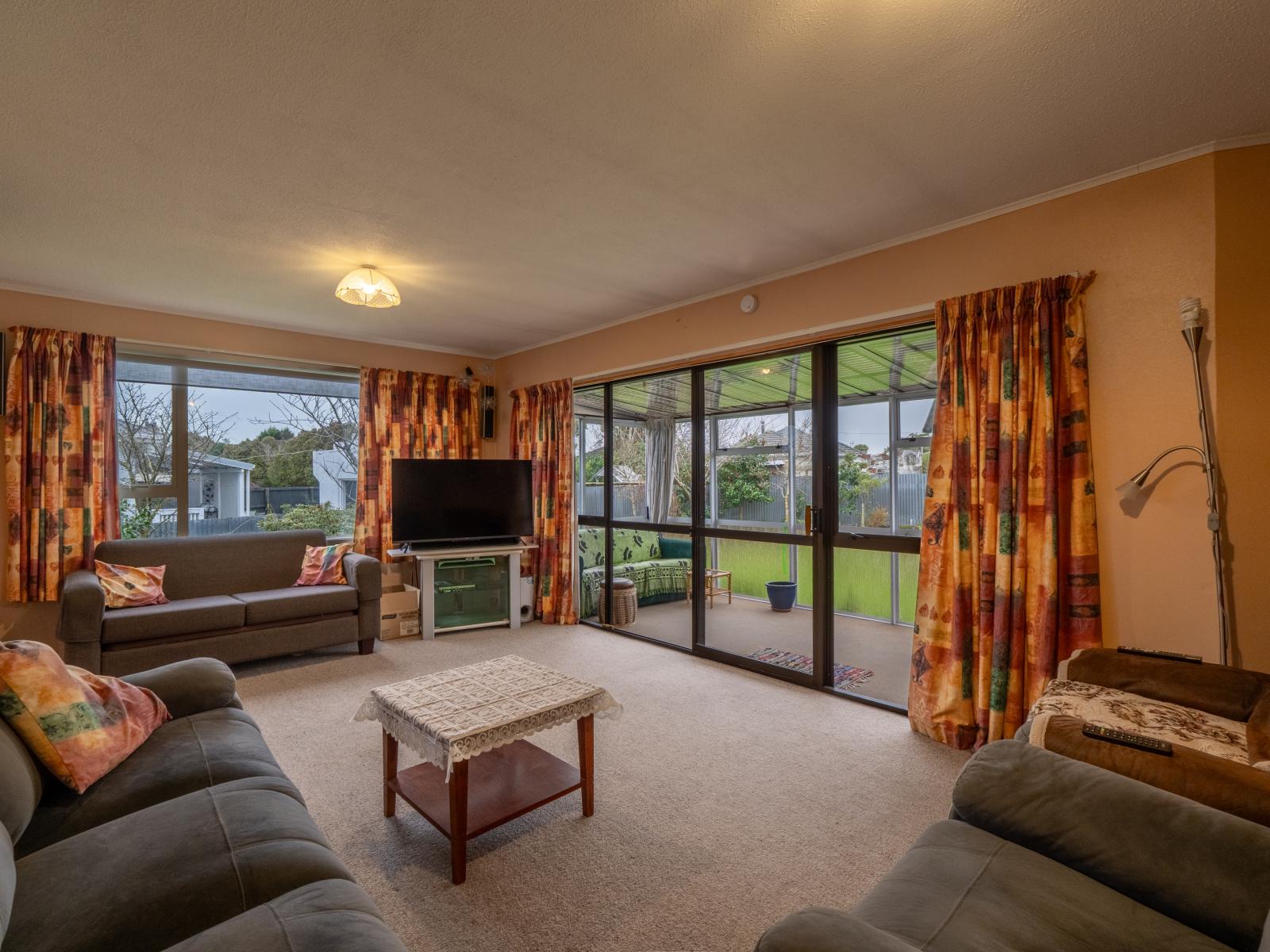 16 Tramway Road, Strathern