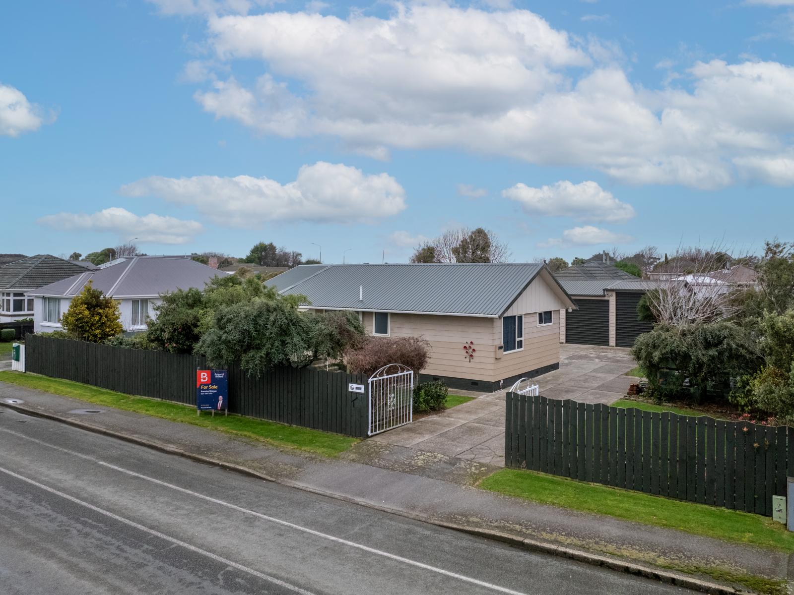 16 Tramway Road, Strathern