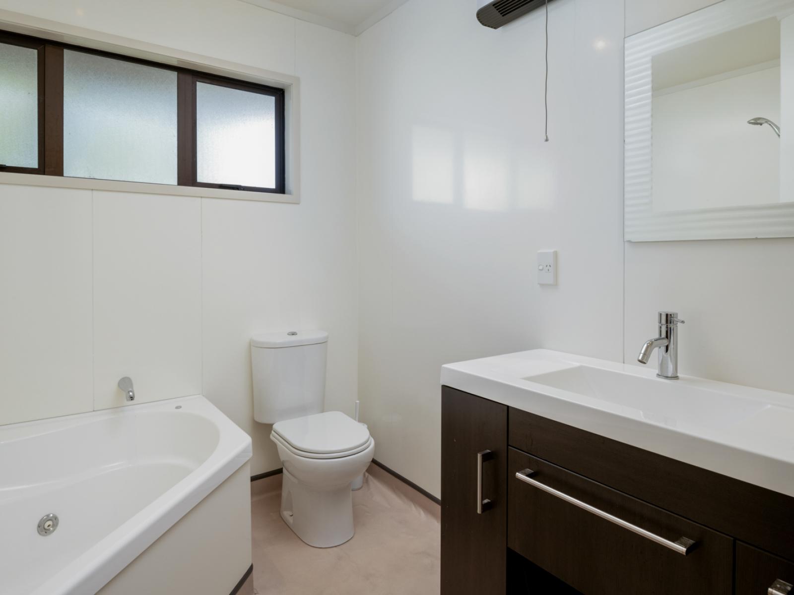 50 Main Road, Havelock