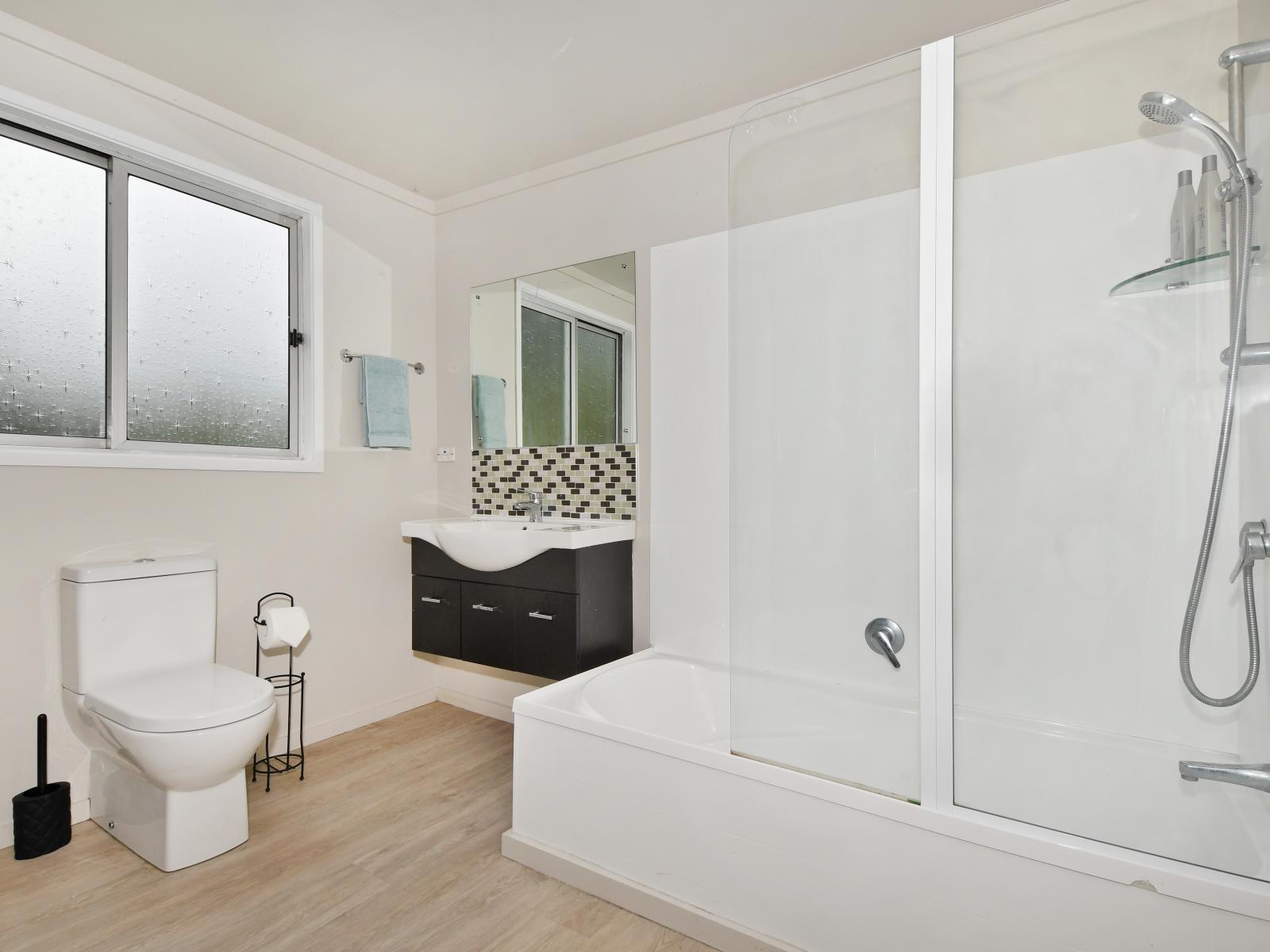 4b Paranui Crescent, Tikipunga