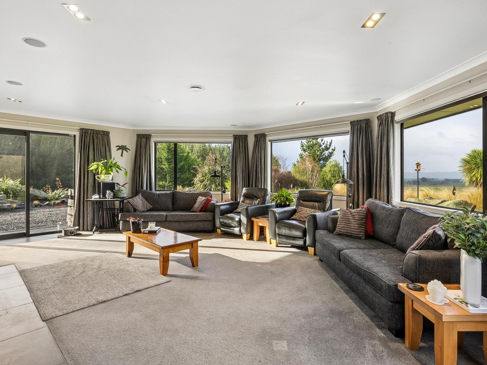 42 Woodside Road, Woodside