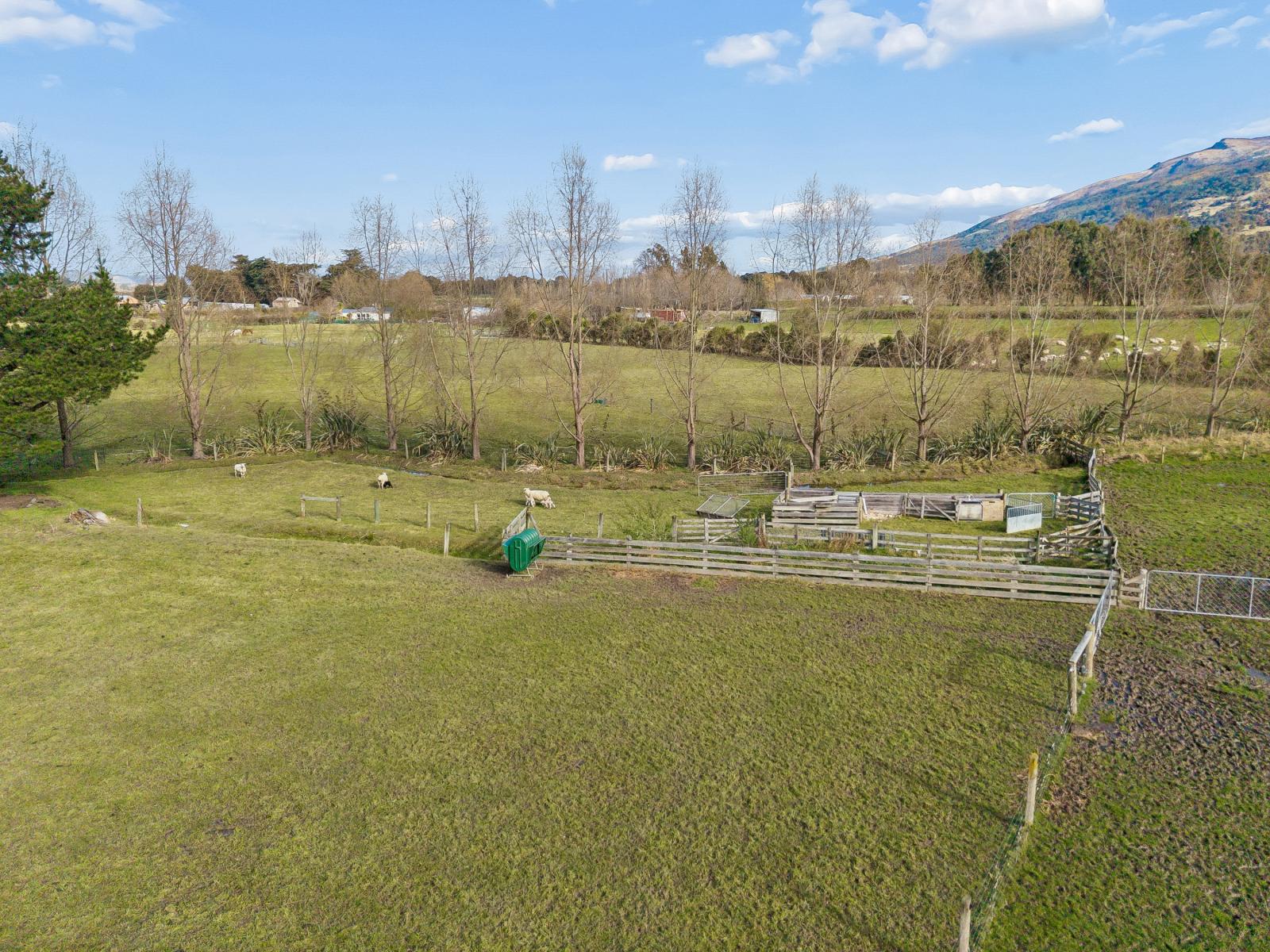 42 Woodside Road, Woodside