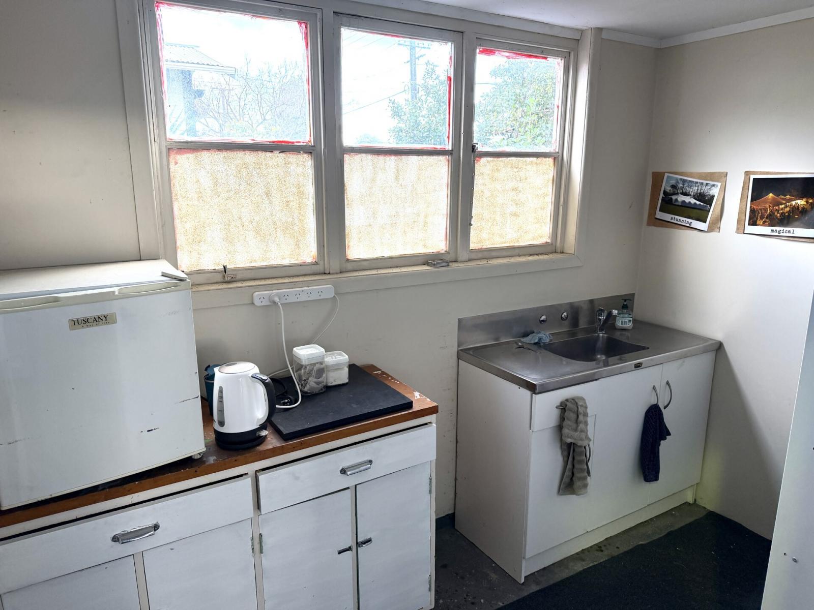 Unit 2, 2/46 Hinemoa Street, Paraparaumu