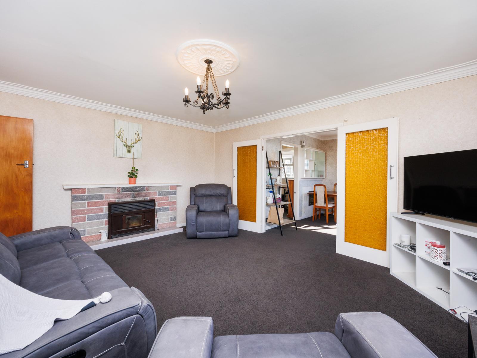 24 Kent Crescent, Awapuni