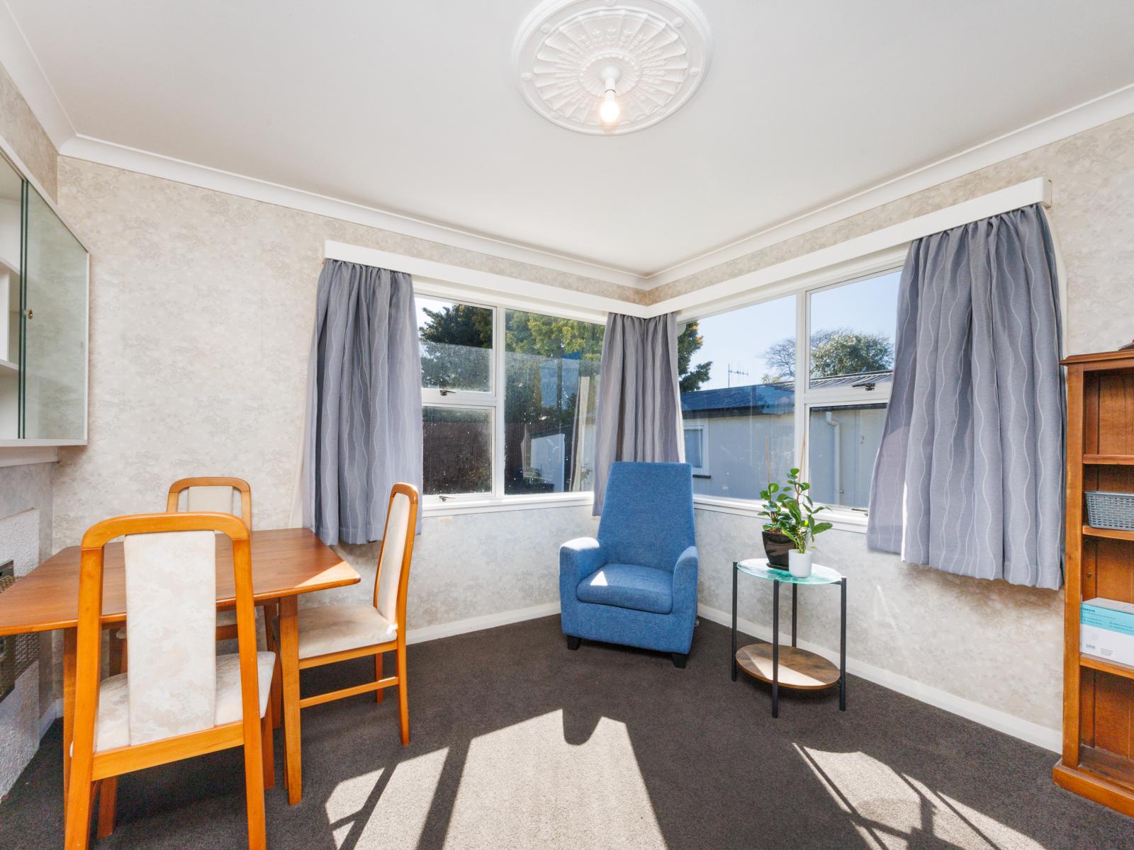 24 Kent Crescent, Awapuni