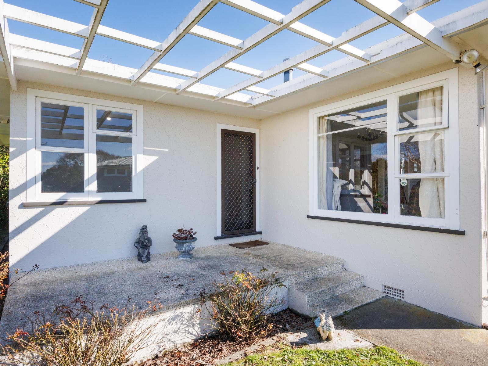 24 Kent Crescent, Awapuni