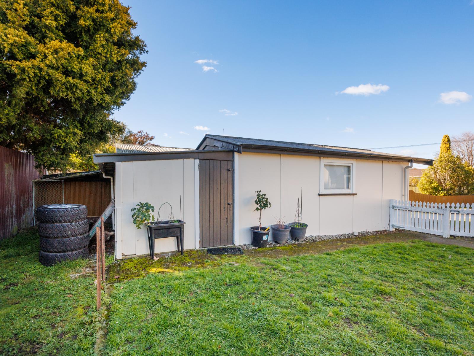 24 Kent Crescent, Awapuni