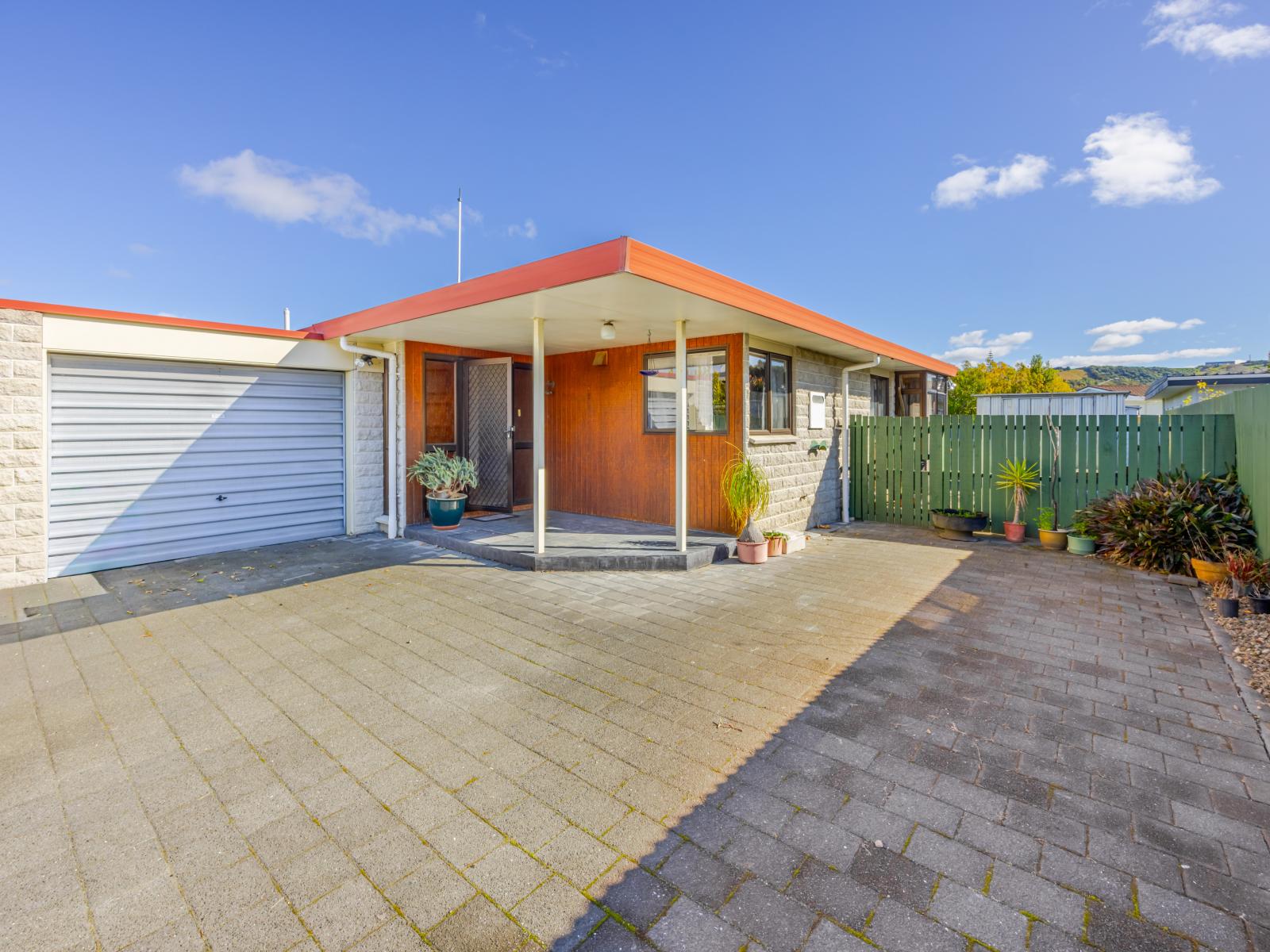 Unit 2, 407 Gloucester Street, Taradale