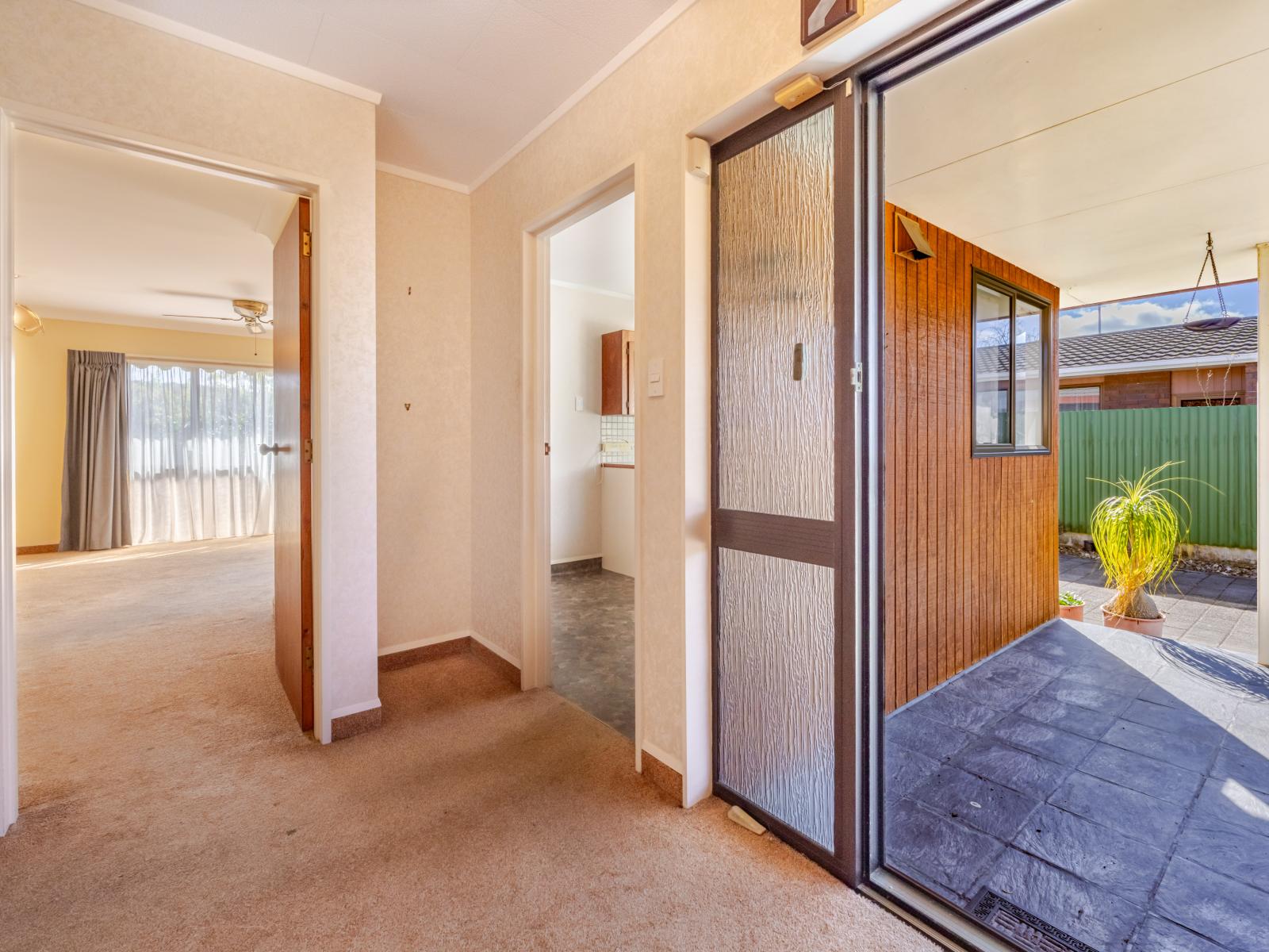Unit 2, 407 Gloucester Street, Taradale
