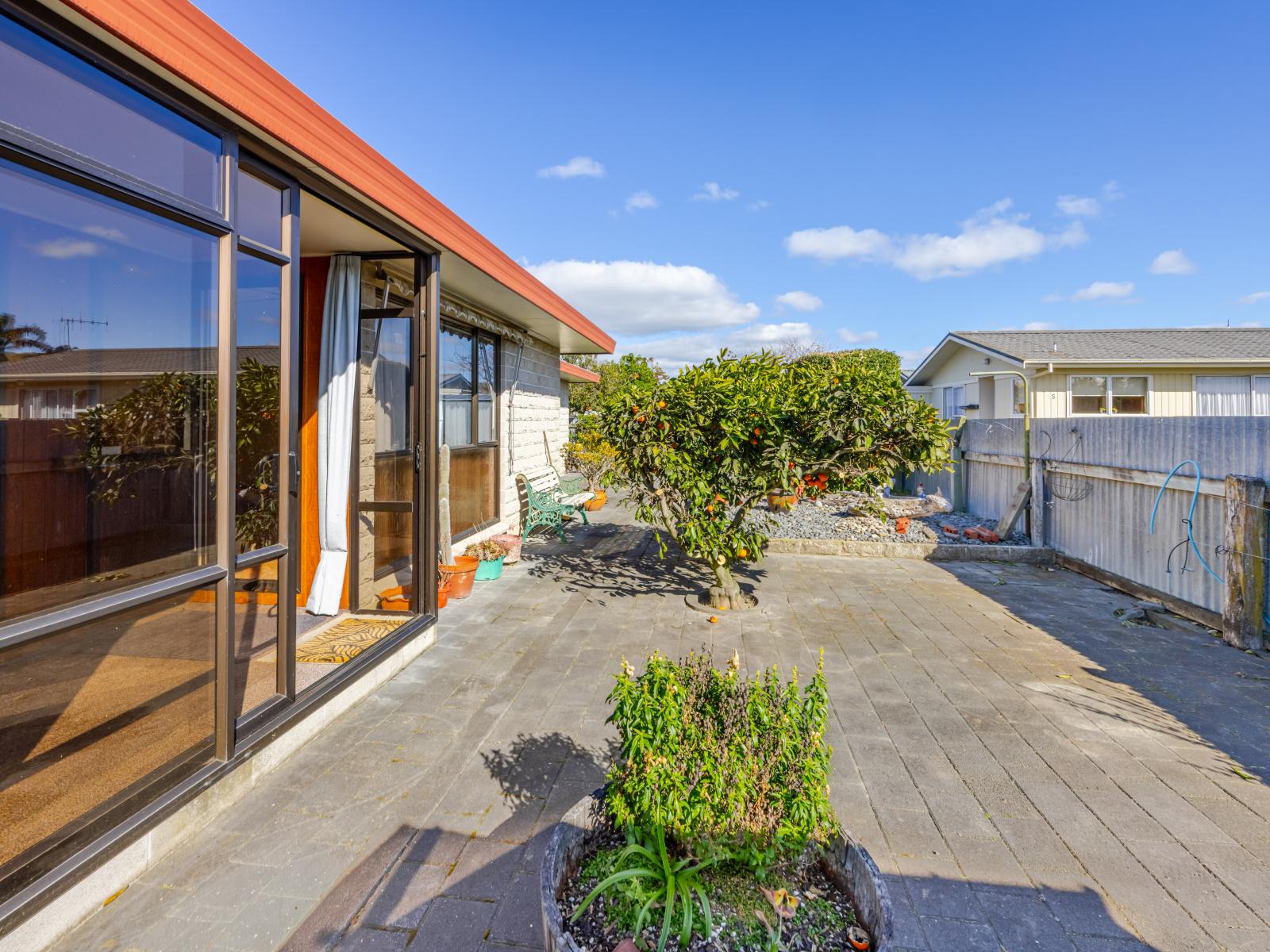 Unit 2, 407 Gloucester Street, Taradale