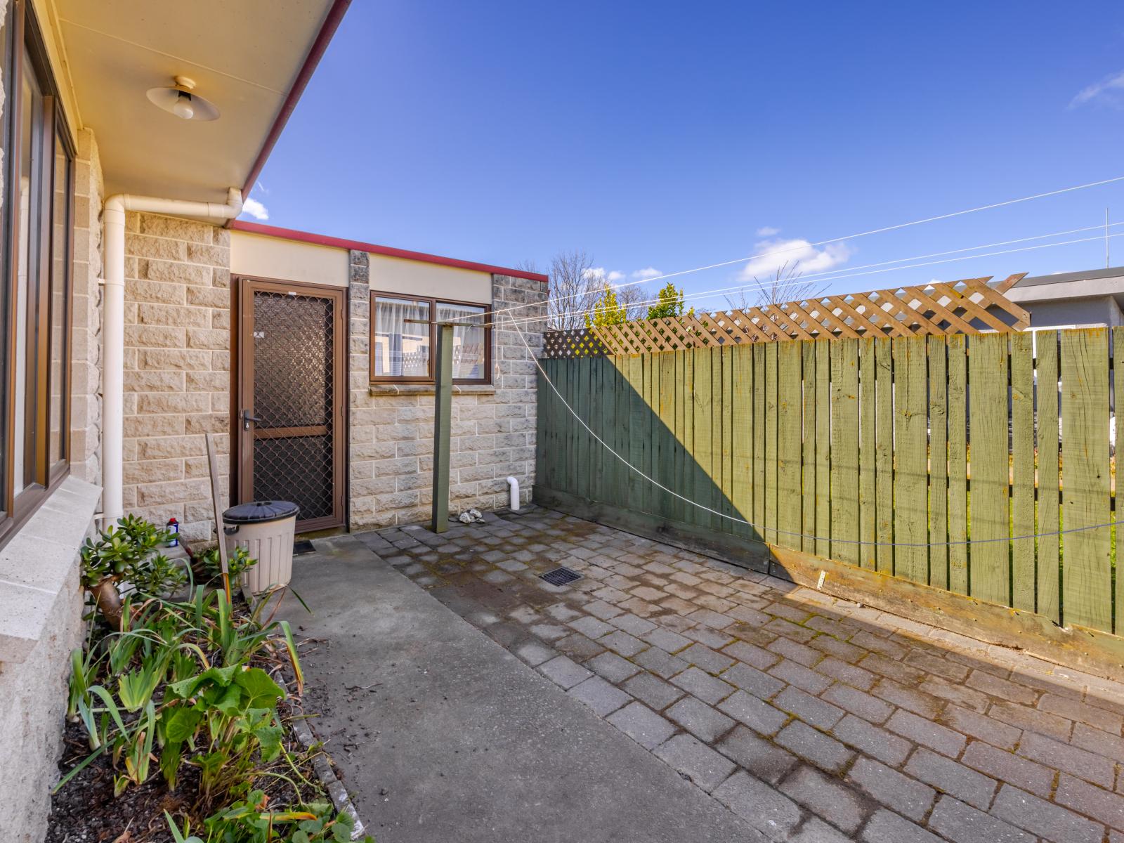 Unit 2, 407 Gloucester Street, Taradale