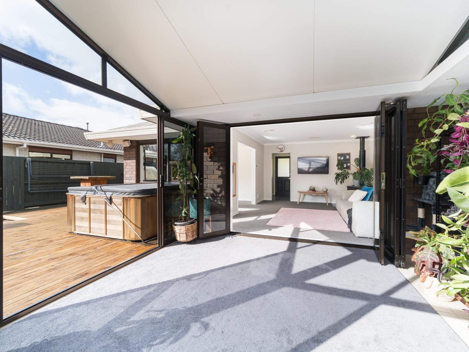 108 John F Kennedy Drive, Milson