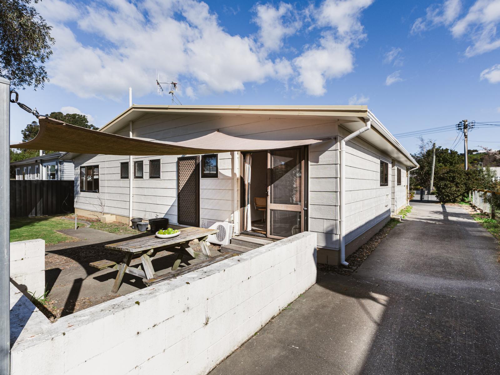 18 Petane Road, Bay View