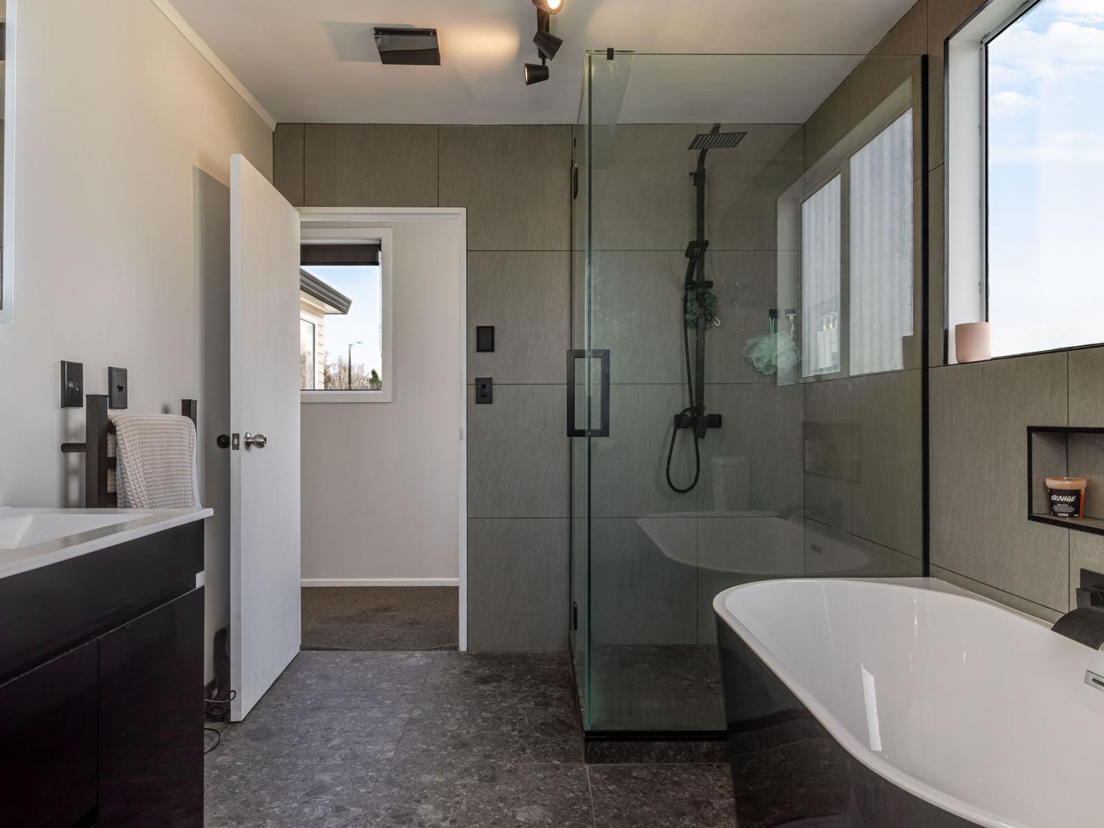 422a Botanical Road, West End