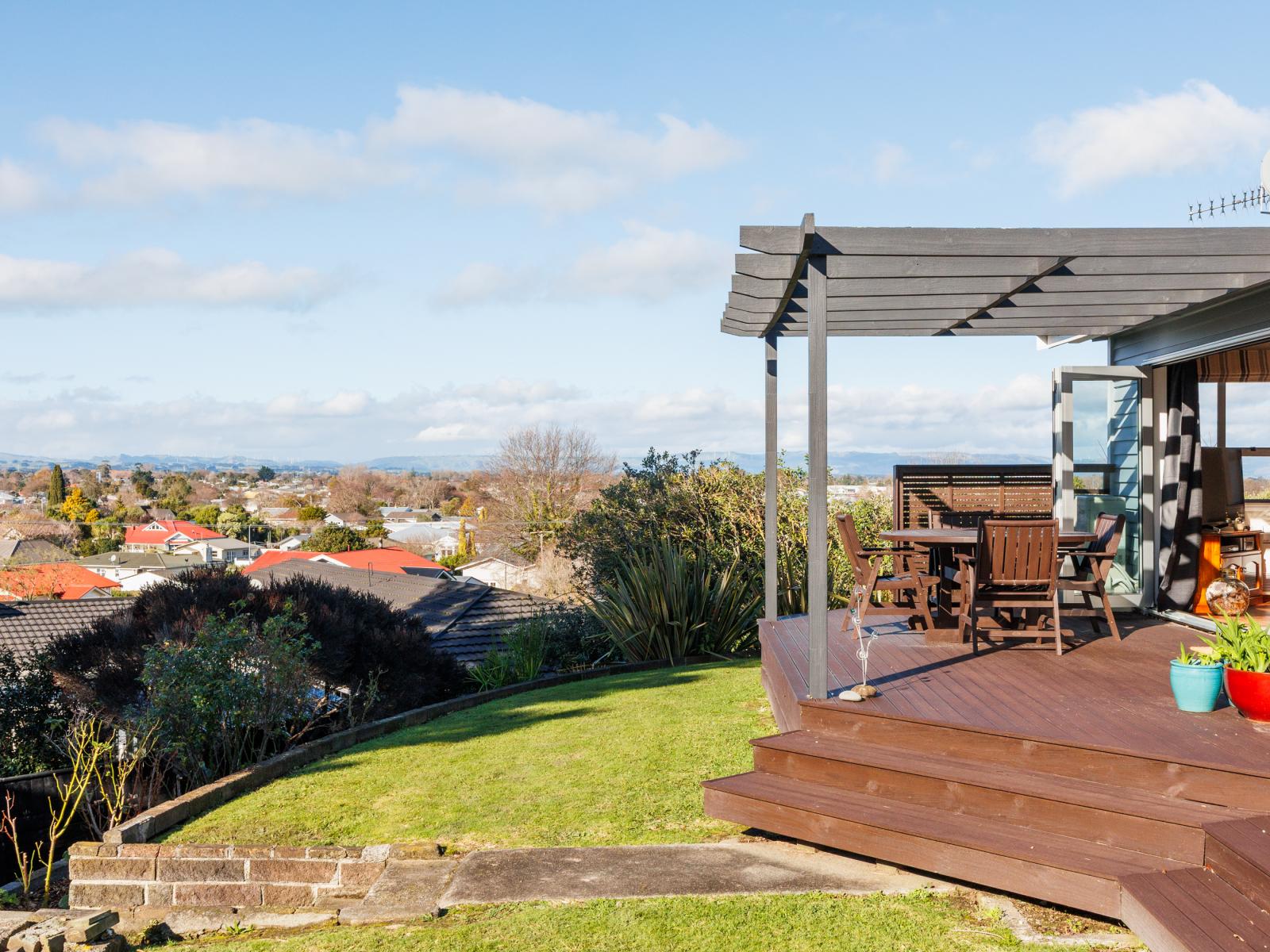 120 West Street, Feilding