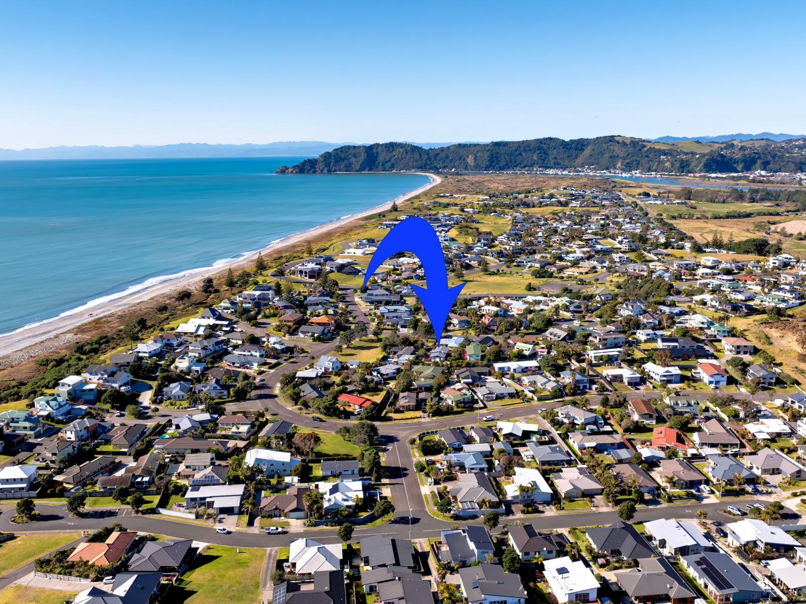 6 The Glebe, Coastlands