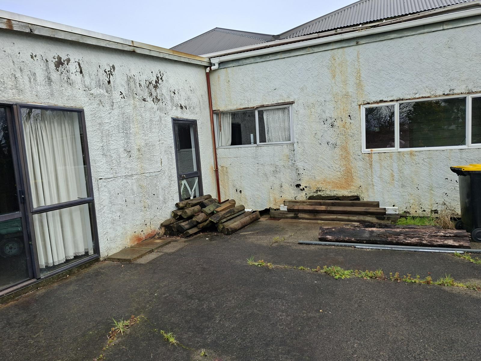 87 Derby Street, Westport