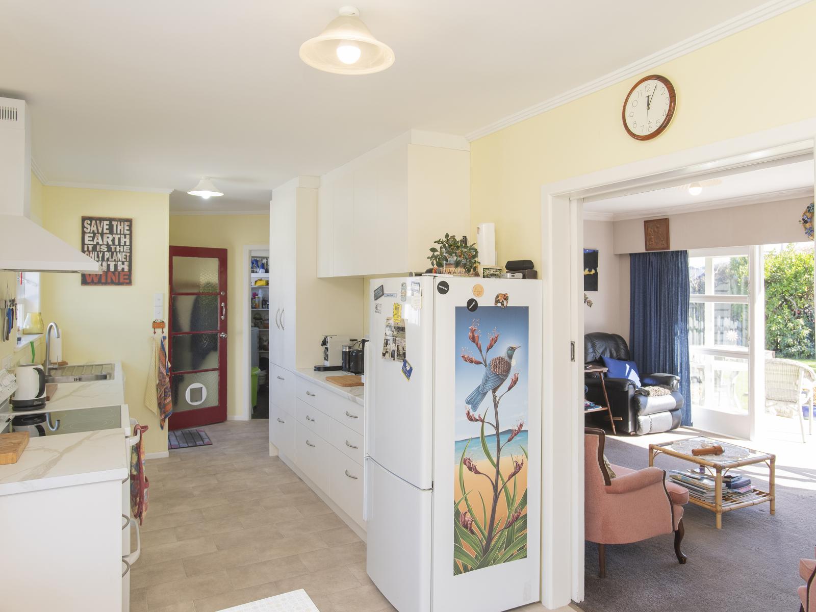 2 Lytton Road, Riverdale