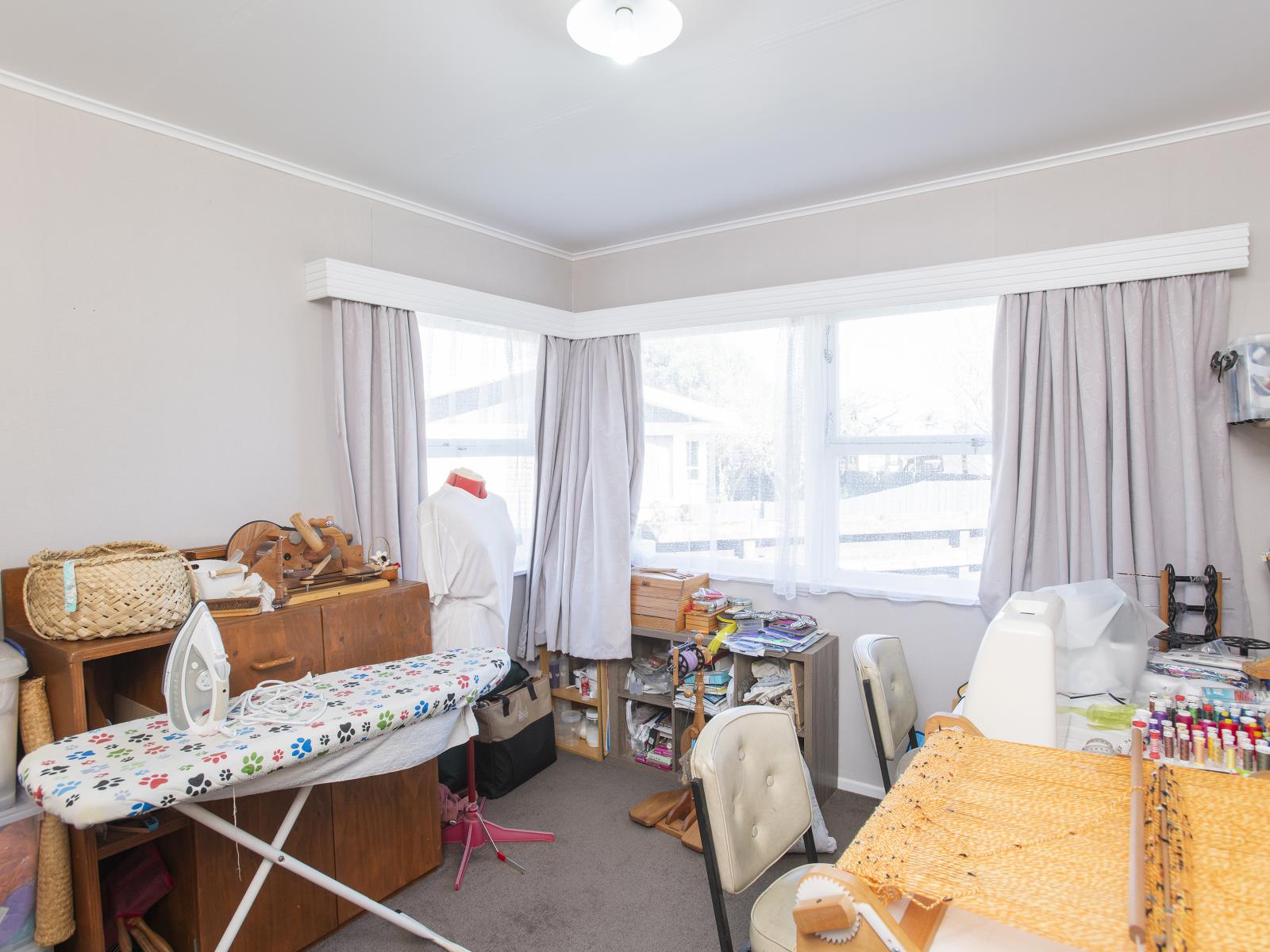 2 Lytton Road, Riverdale