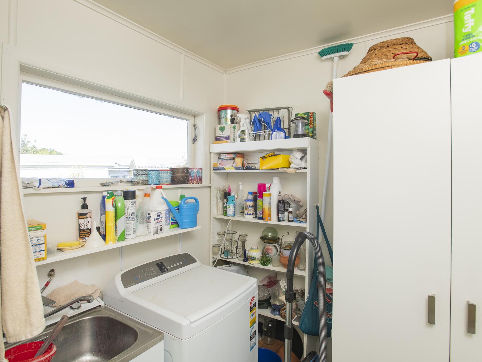 2 Lytton Road, Riverdale