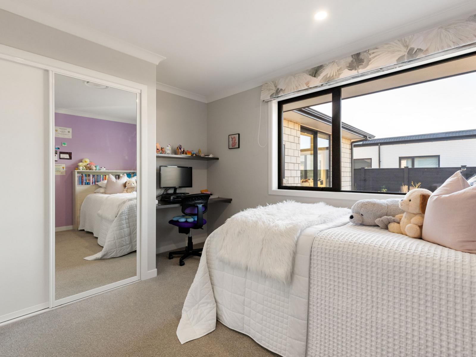 32 Hugo Shaw Drive, Cambridge
