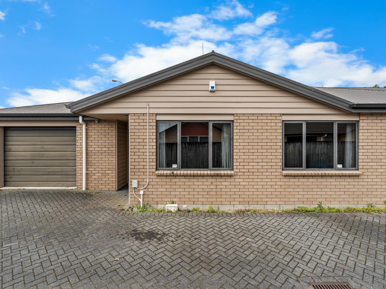 127 A-E Massey Street, Frankton
