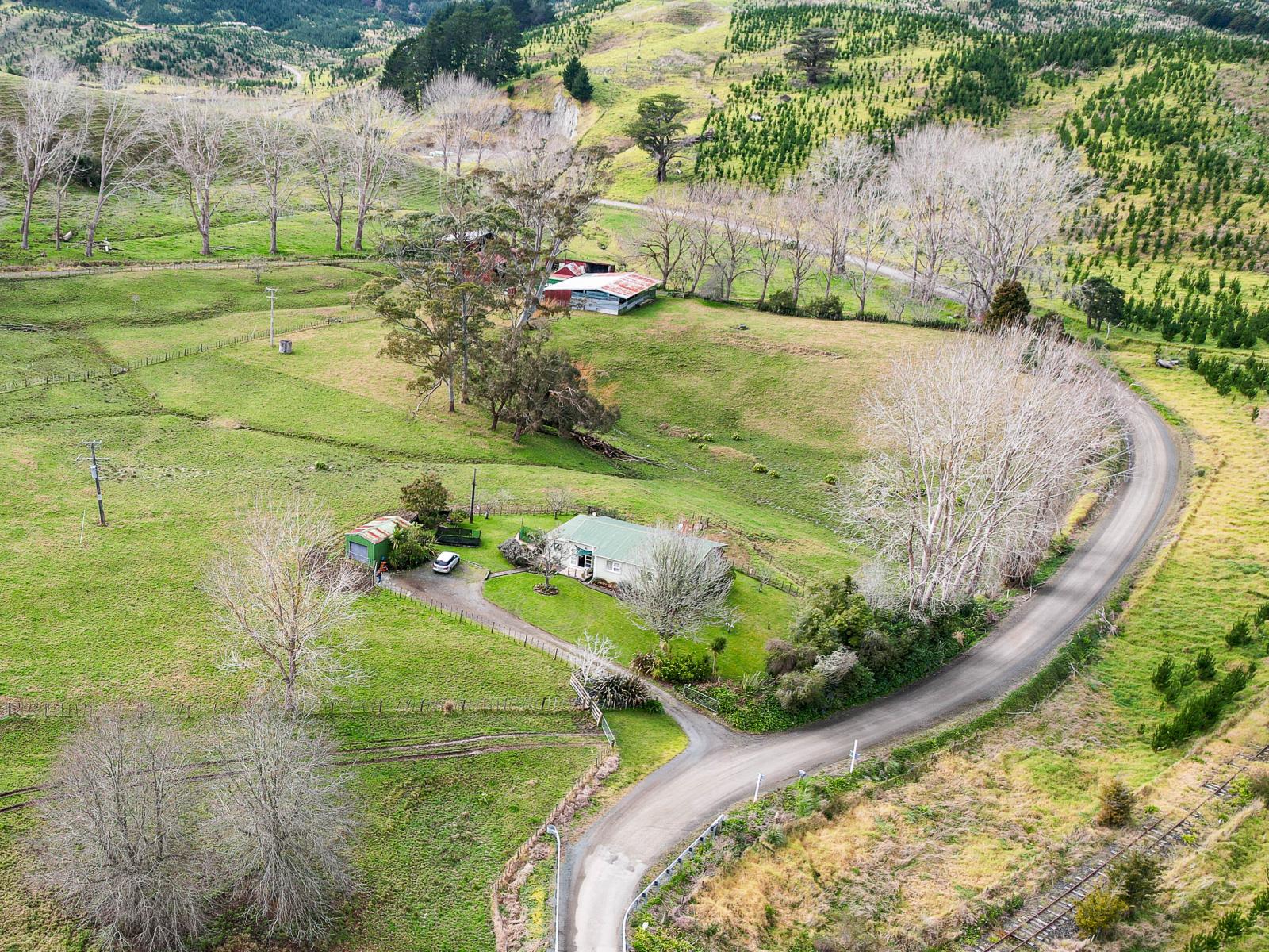 2192 Omana Road, Pukehuia
