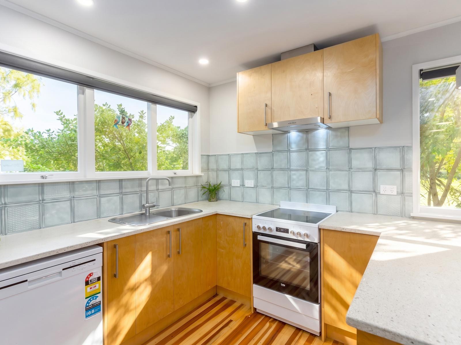 80 Johnston Street, Featherston