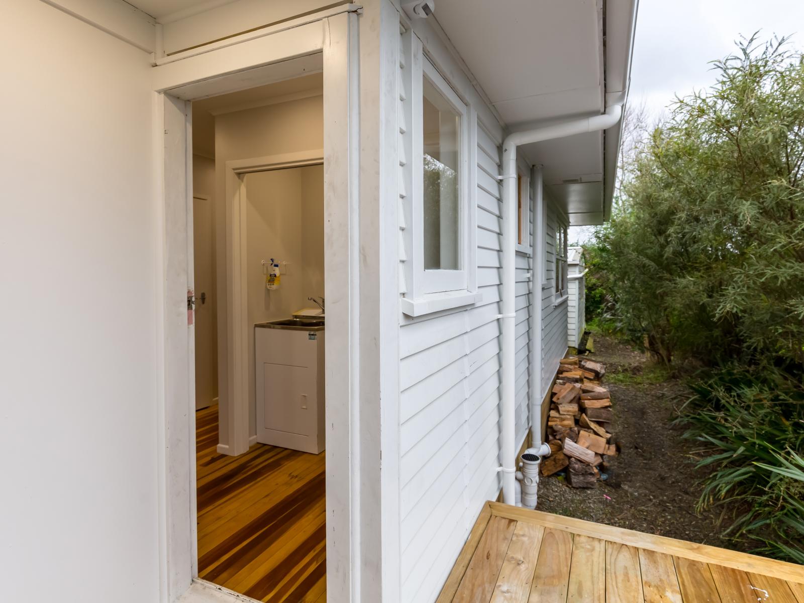 80 Johnston Street, Featherston