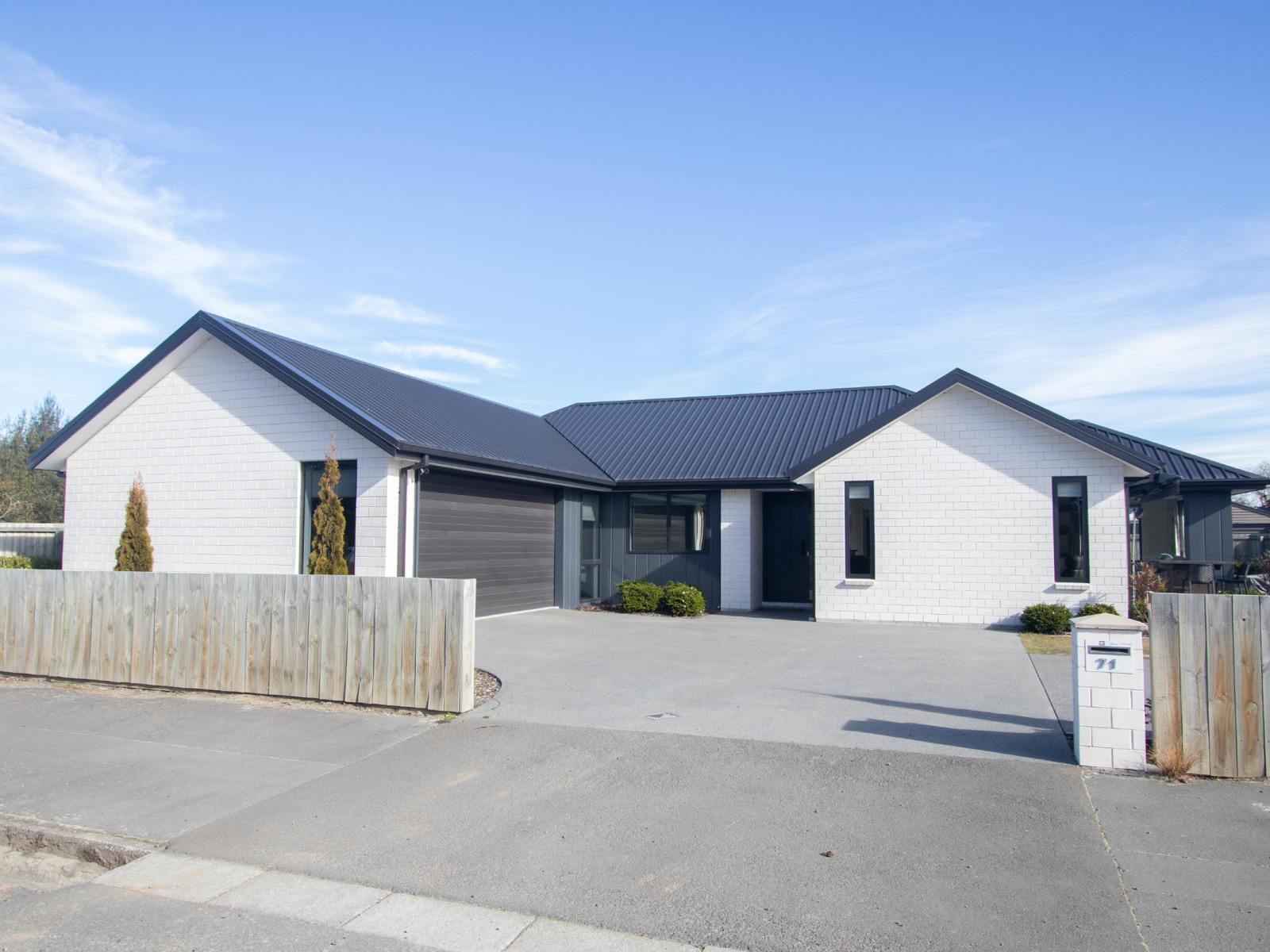 71 Racecourse Road, Allenton