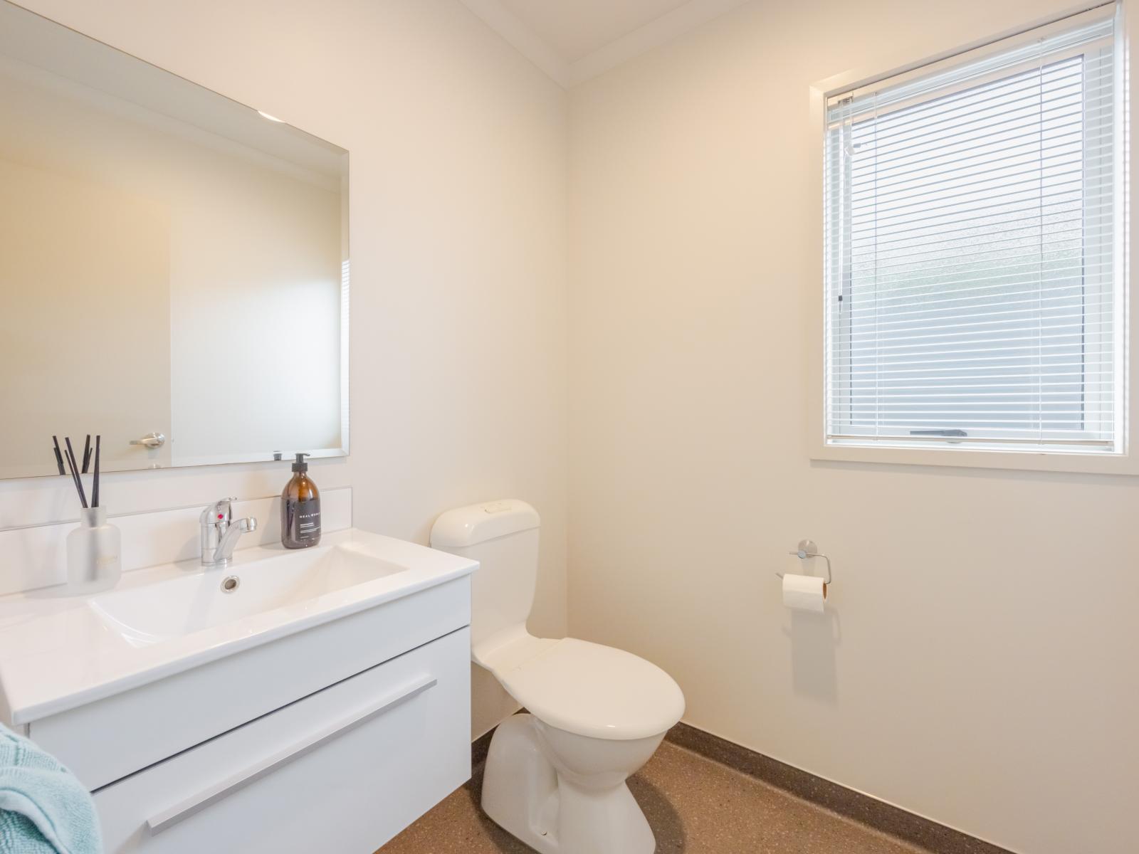 12 Drake Crescent, Awatoto