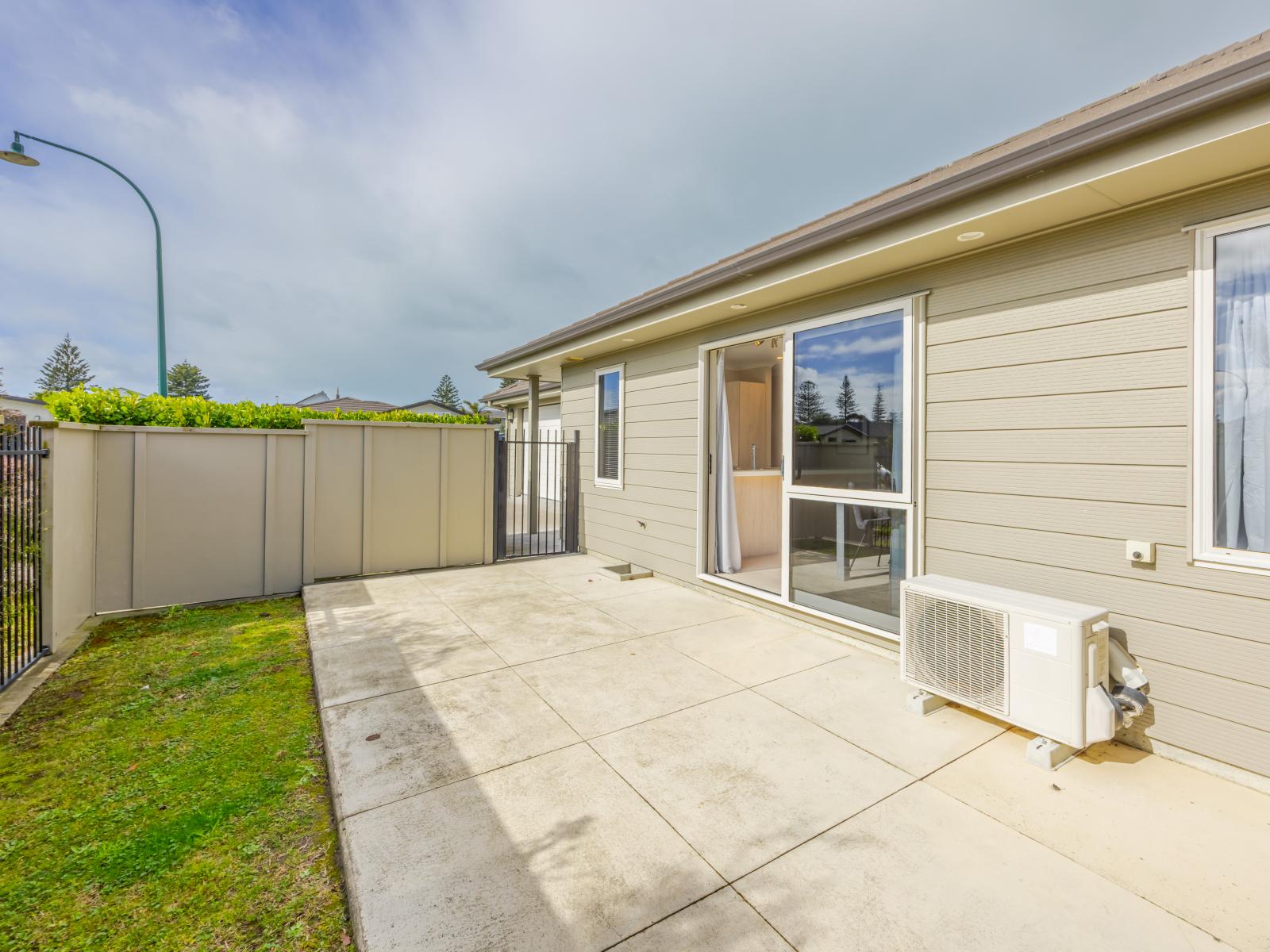 12 Drake Crescent, Awatoto