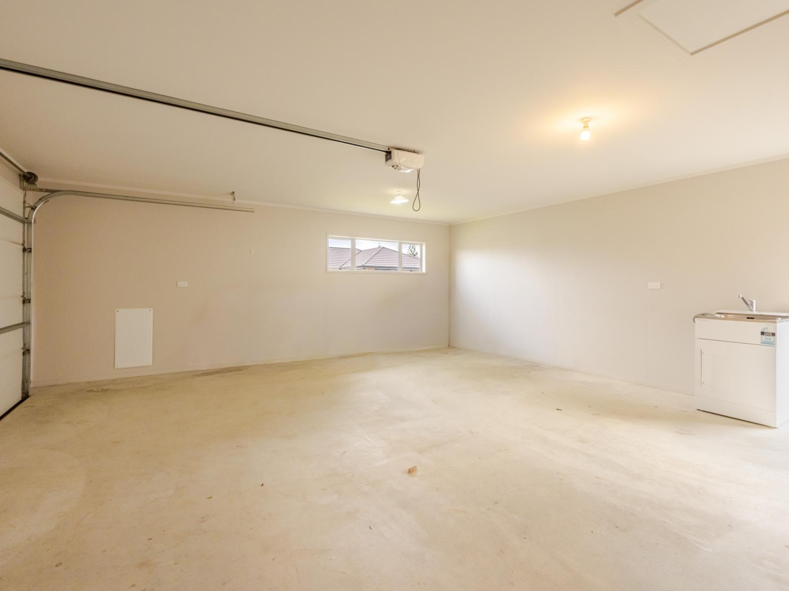 12 Drake Crescent, Awatoto