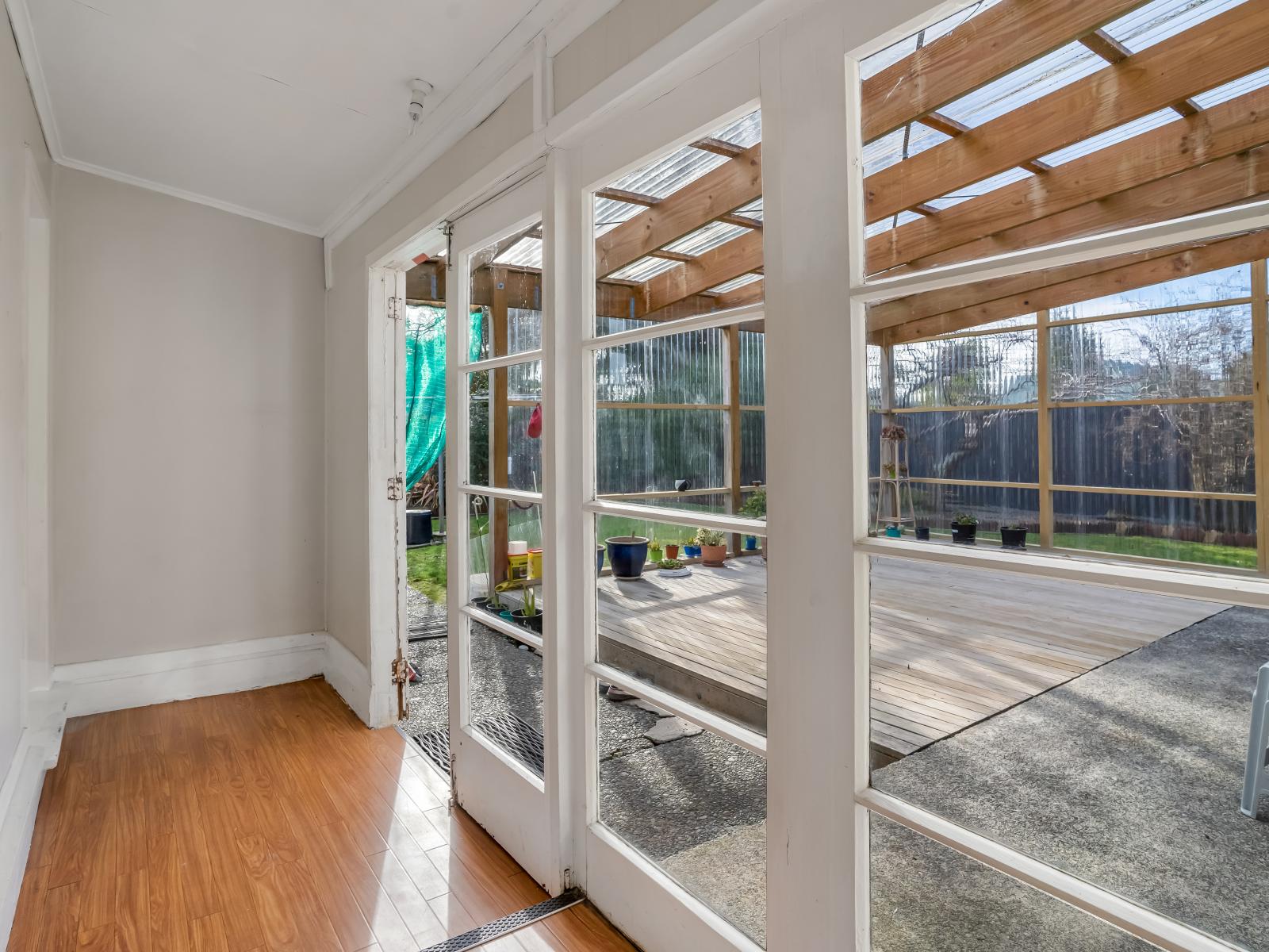 24 Queen Street, Winton