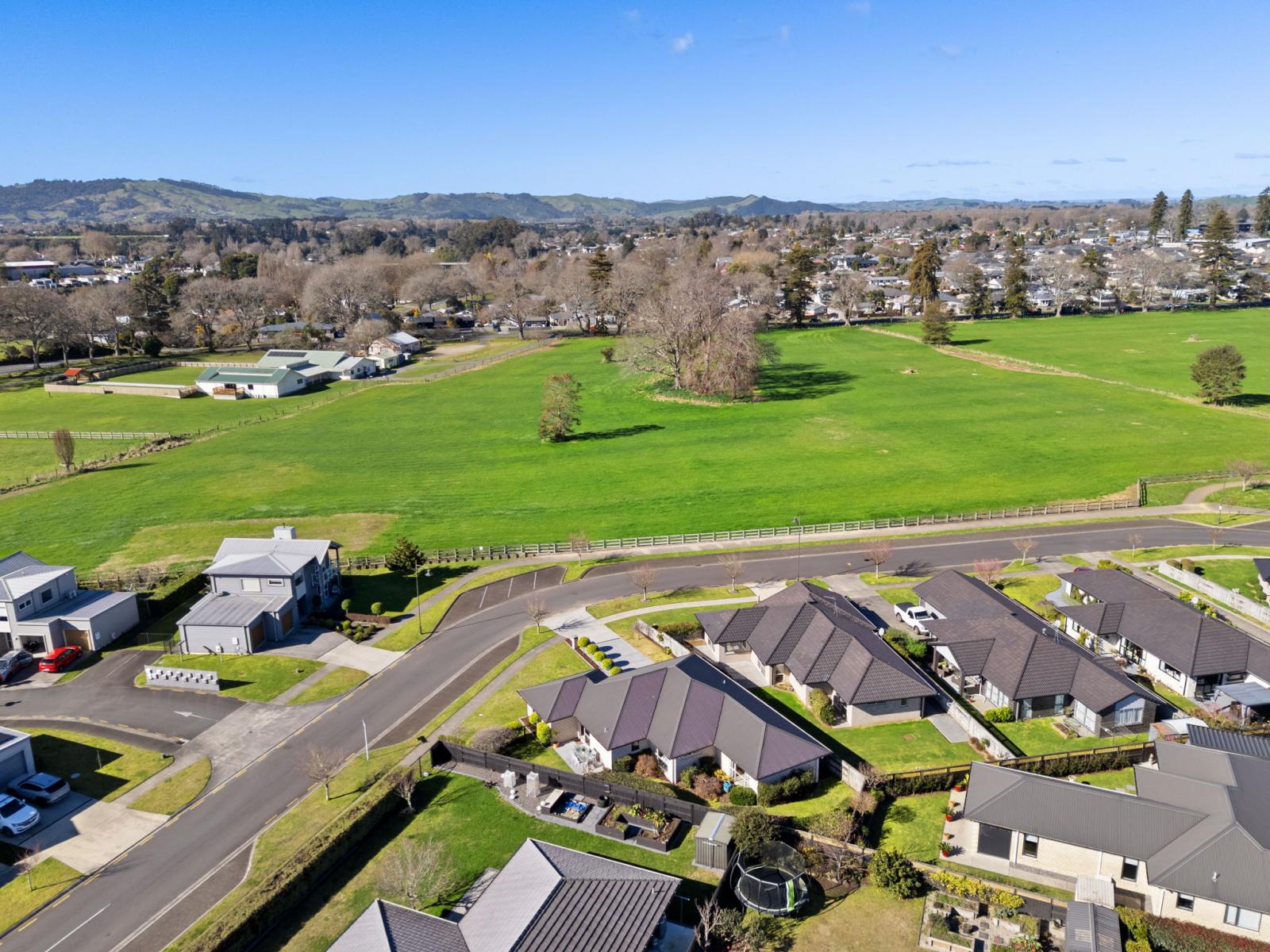 43 Plescher Crescent, Cambridge