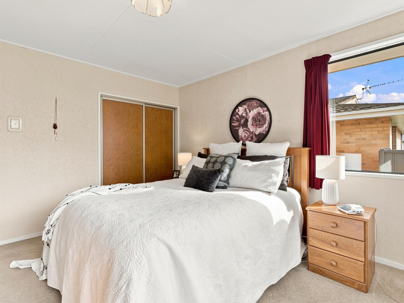 8B Mure Street, Mosgiel