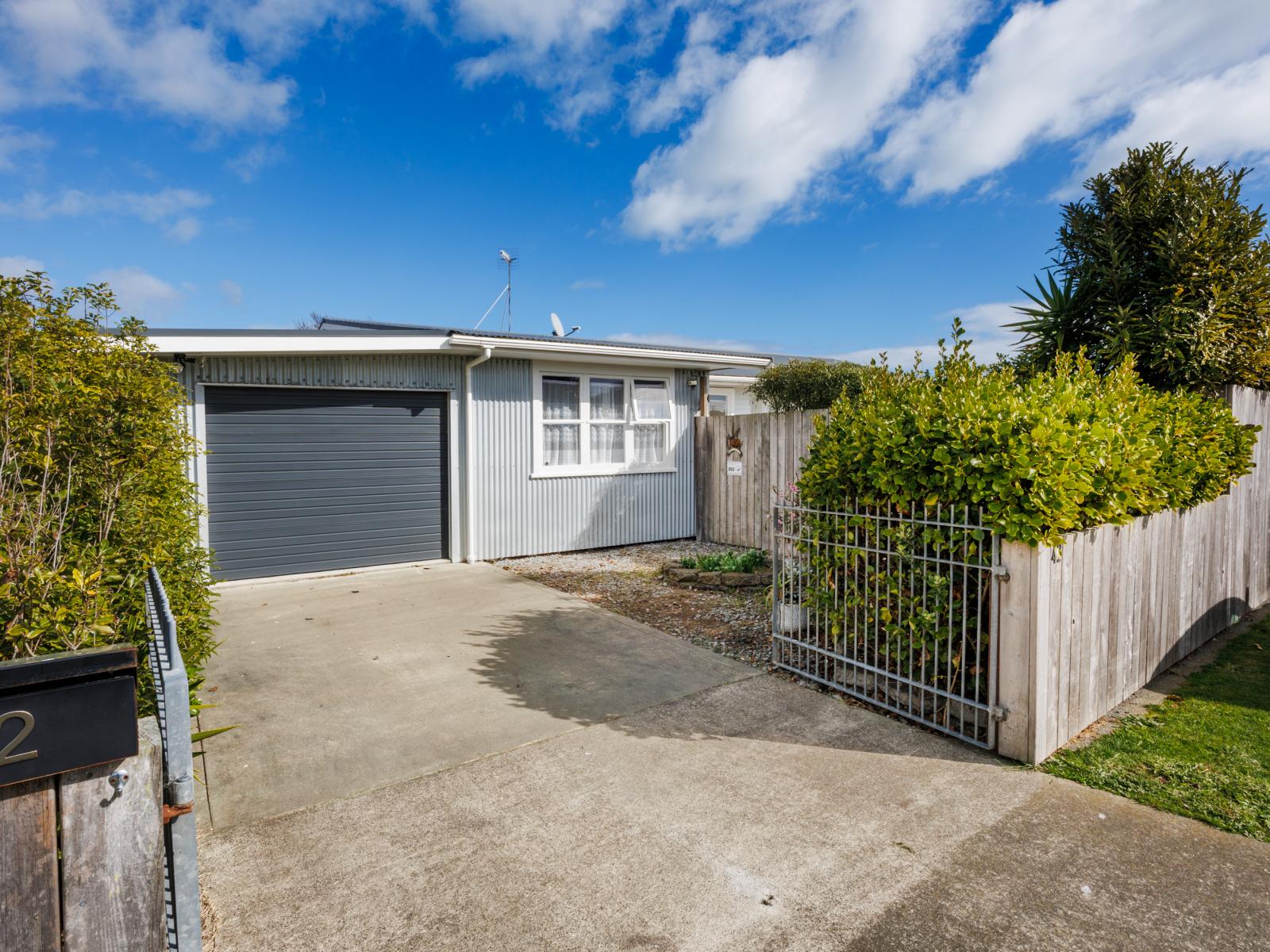 42 Edinburgh Terrace, Foxton Beach