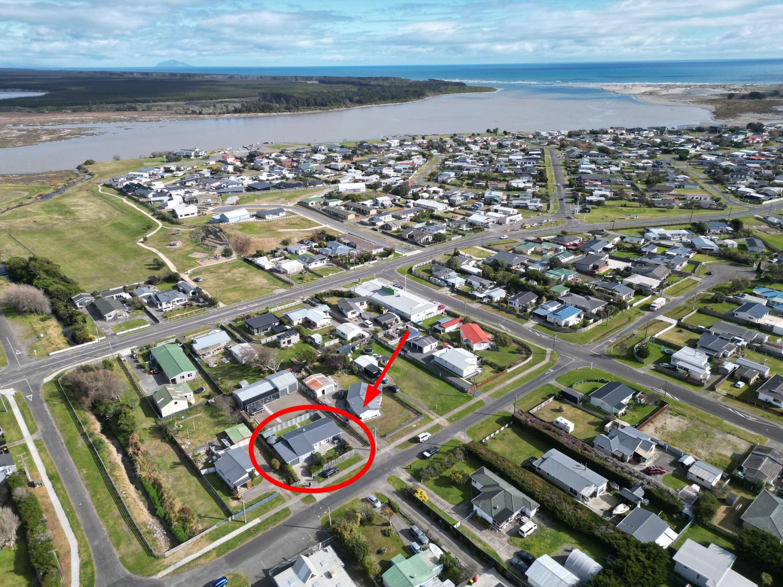 42 Edinburgh Terrace, Foxton Beach