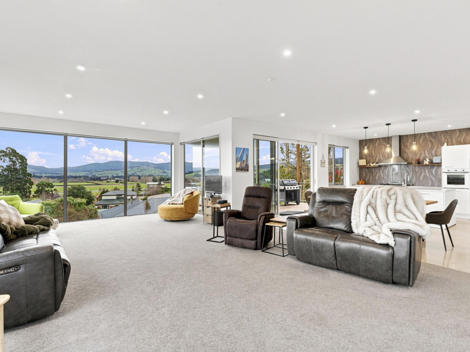 32 Paterson Road, Mosgiel