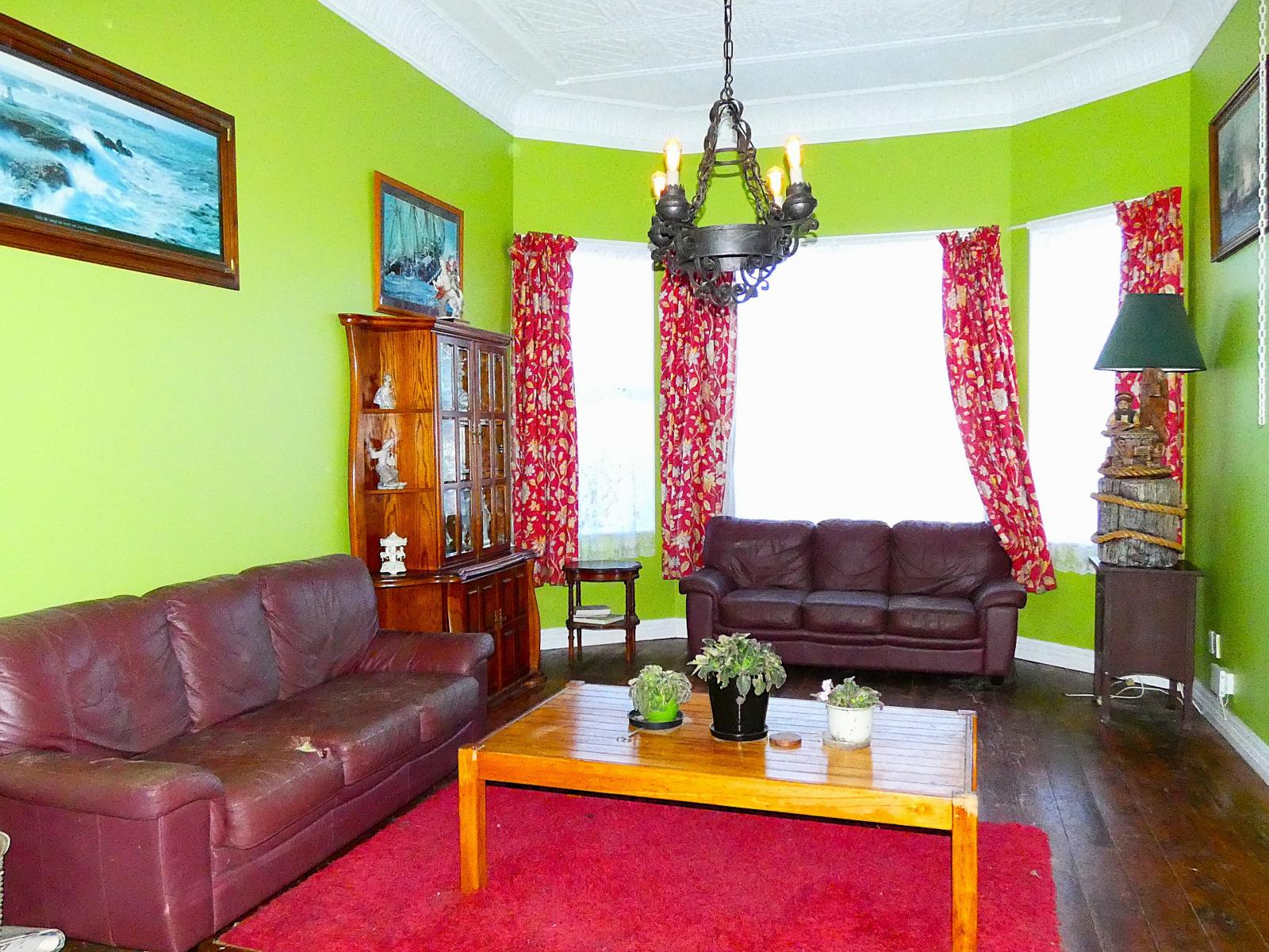 123 Queen Street, Westport