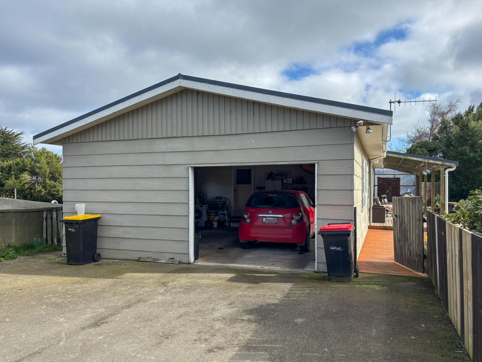 452 McQuarrie Street, Tisbury