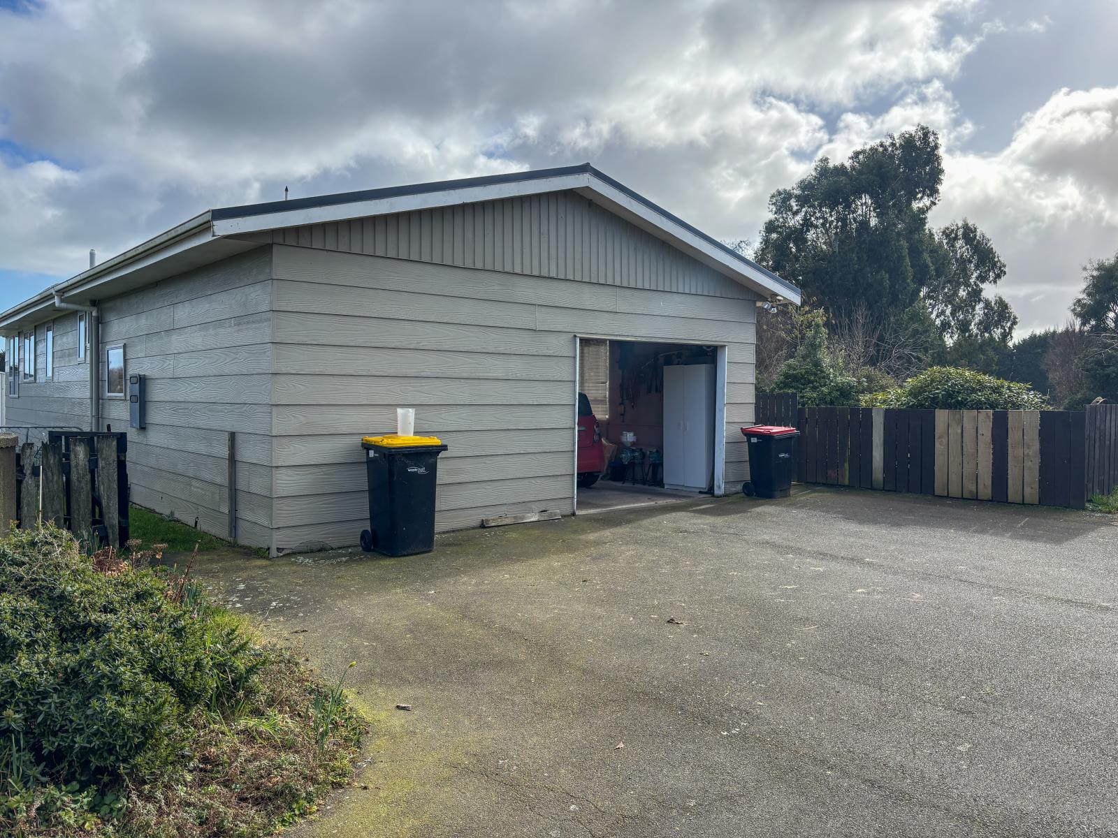 452 McQuarrie Street, Tisbury