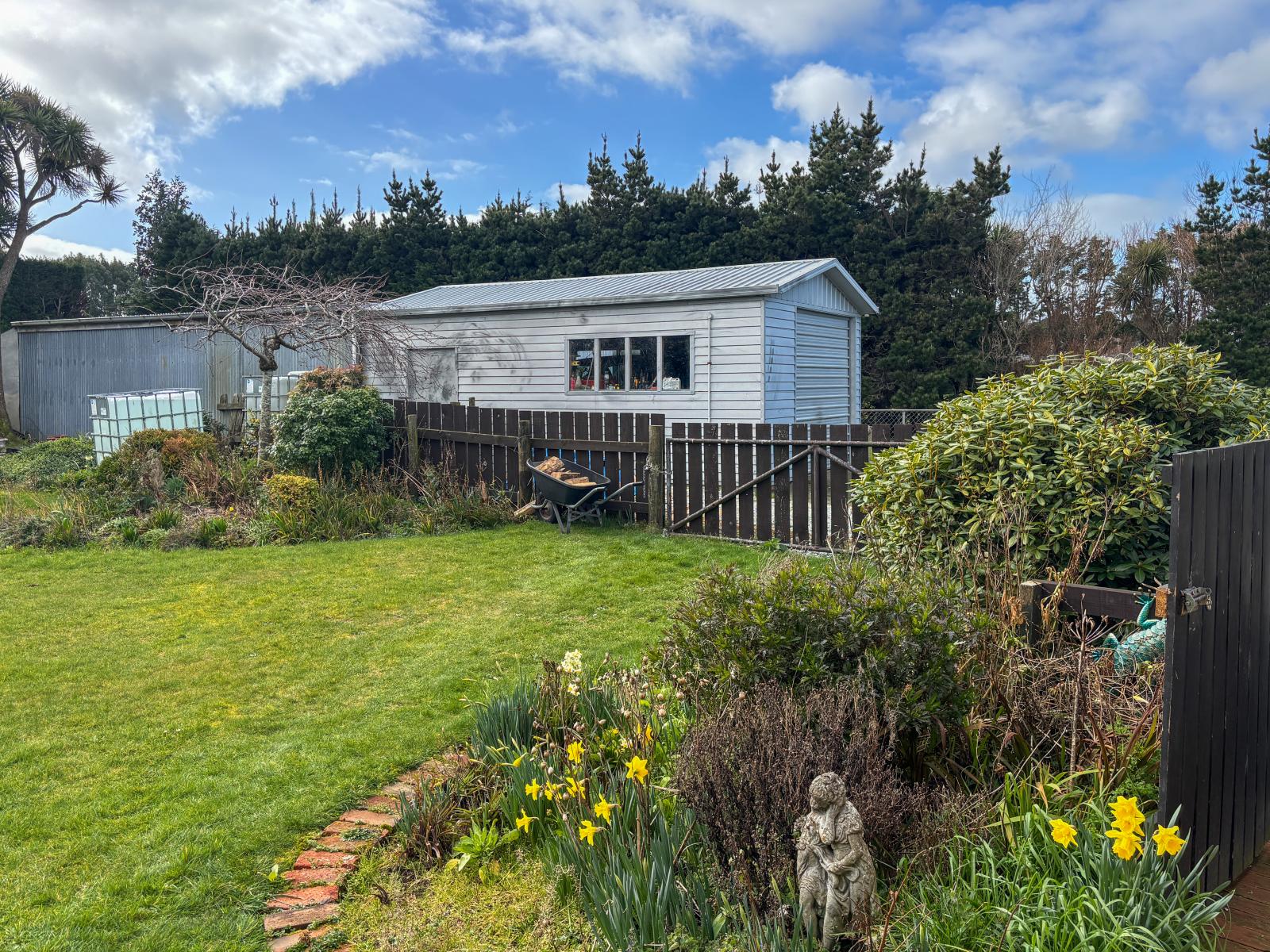 452 McQuarrie Street, Tisbury