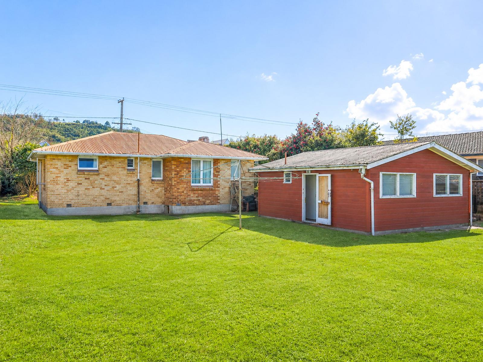 154 Clayton Road, Mangakakahi