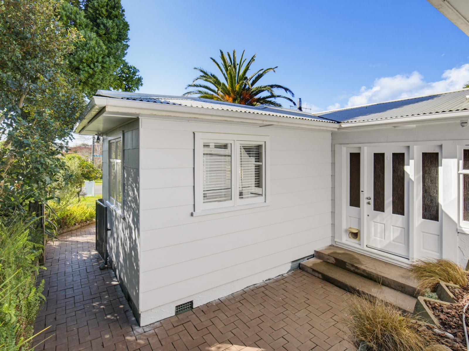 23 Tui Road, Raumati Beach