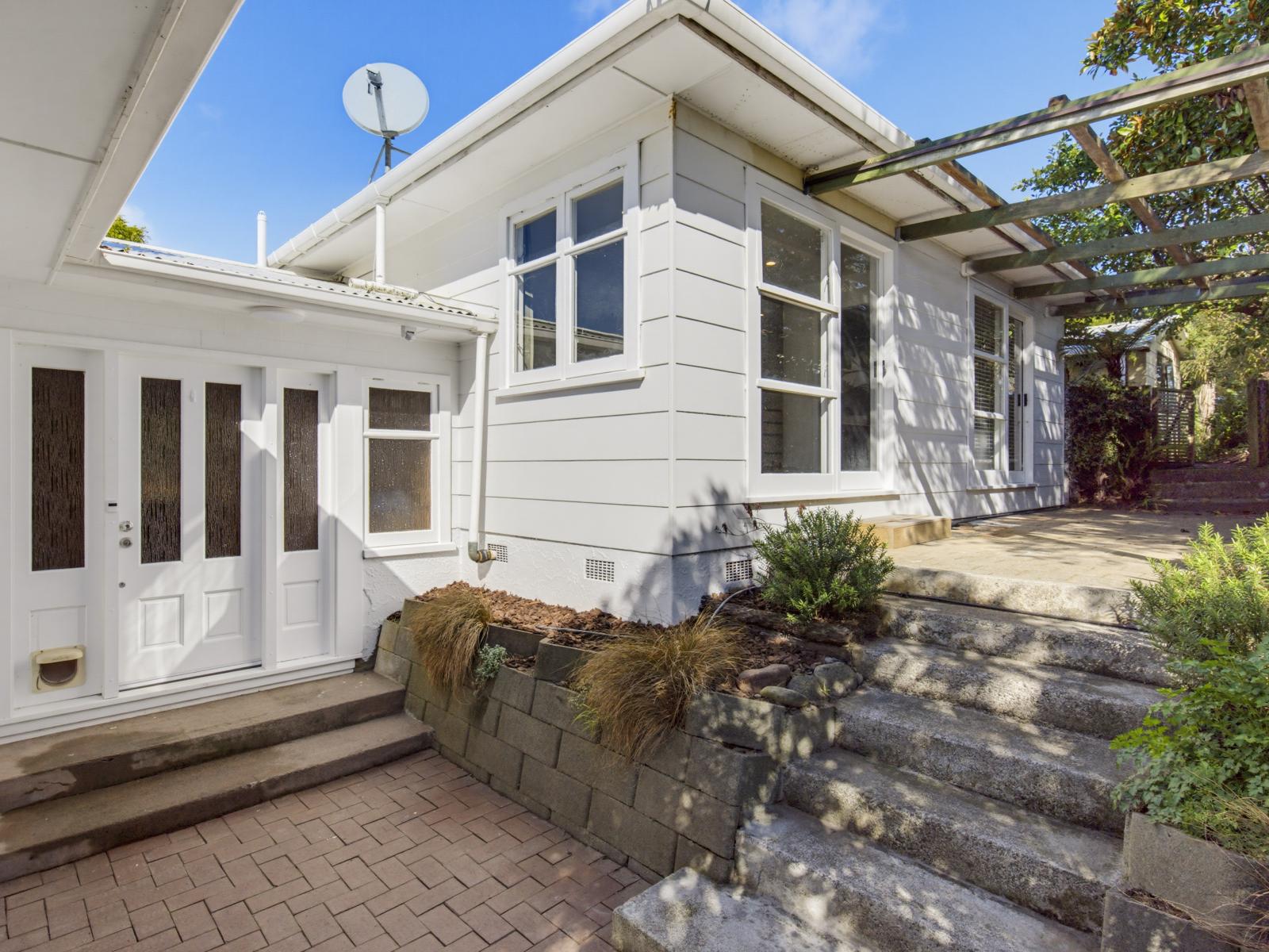 23 Tui Road, Raumati Beach