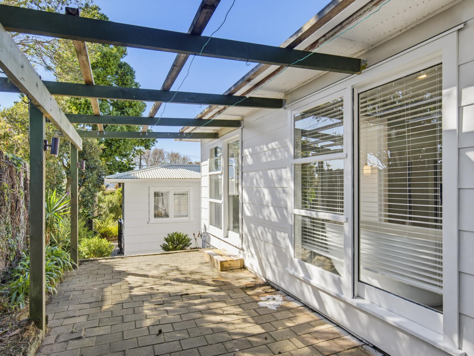 23 Tui Road, Raumati Beach